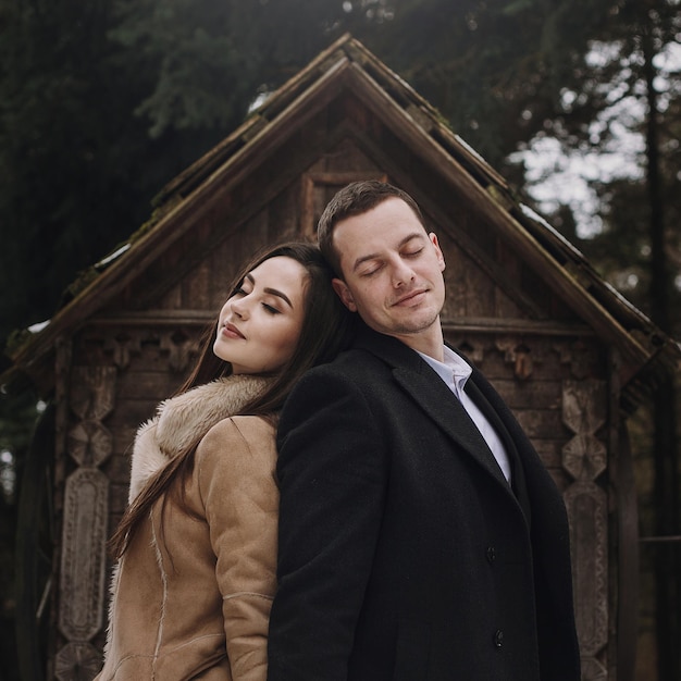 Progi podatkowe 2024 dla małżonków: Oszczędności na horyzoncie